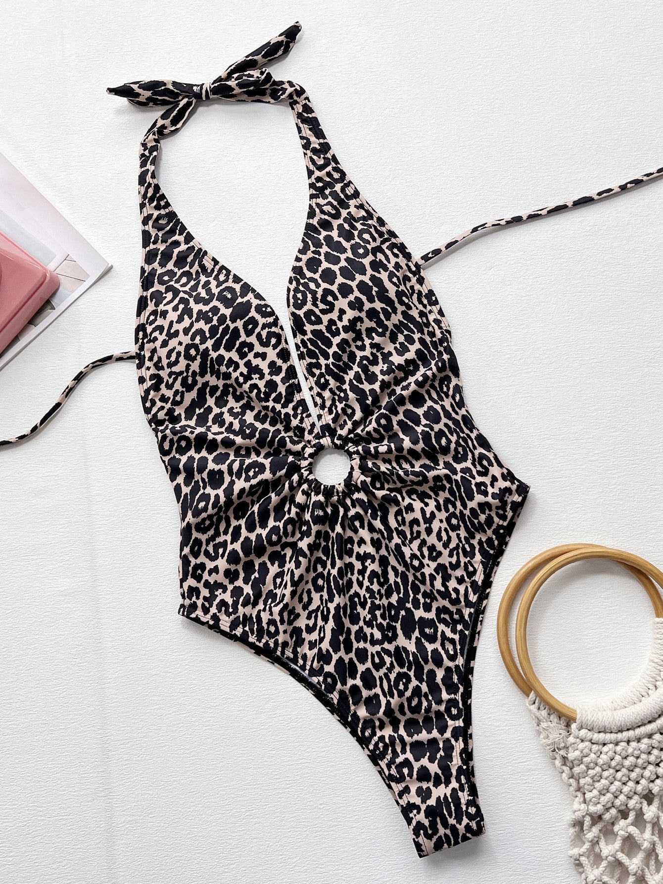 Leo Monokini 