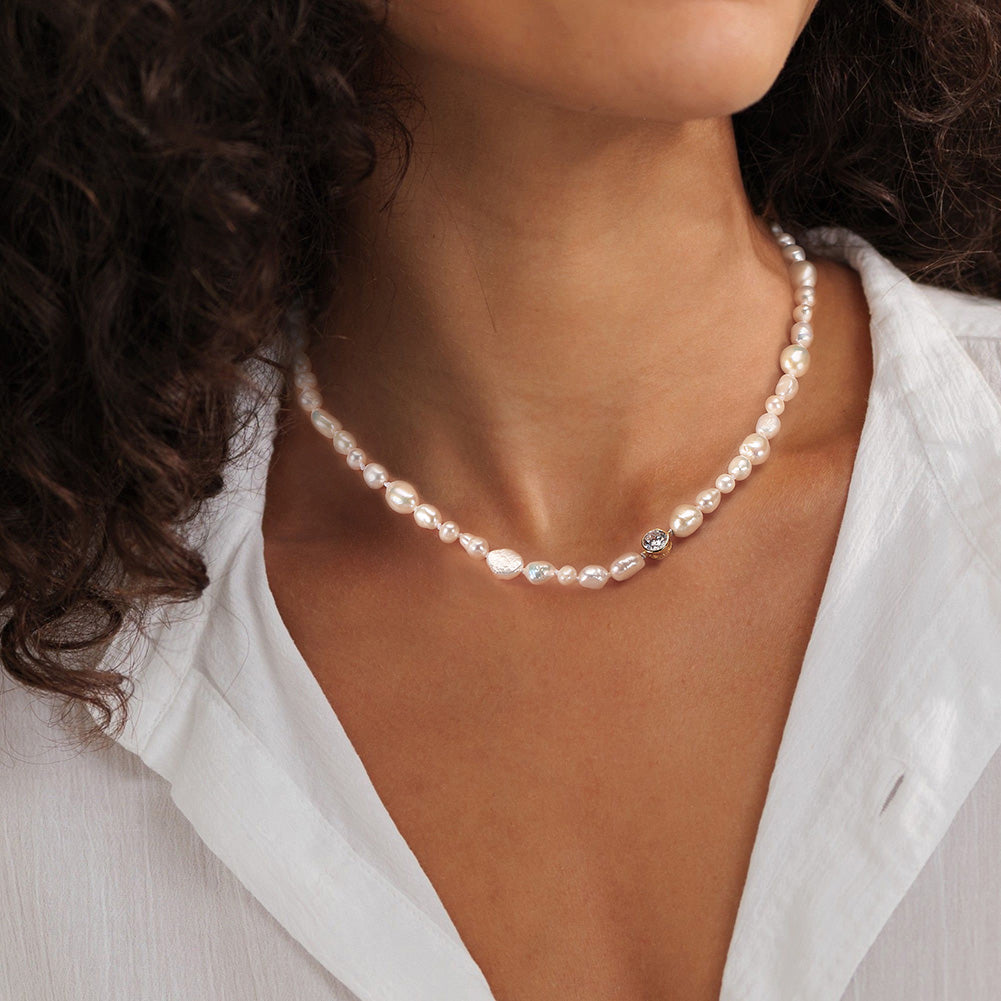 Psara Natural Pearls Necklace